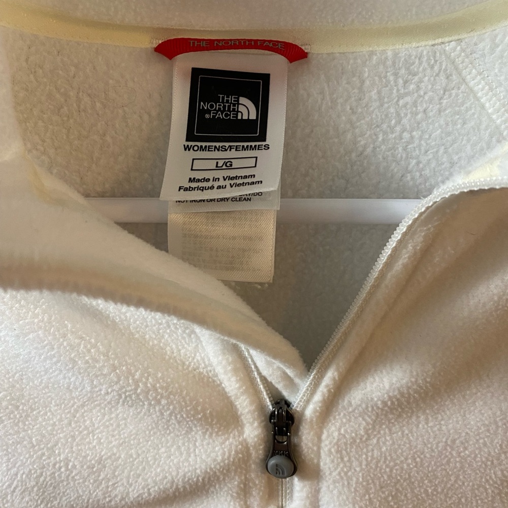 Women’s North Face Solid White - image 1